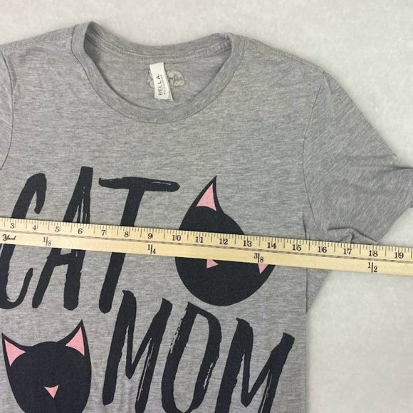 Women's Grey Short Sleeve Cat Mom T-Shirt Size LARGE Graphic Tee - Picture 4 of 6